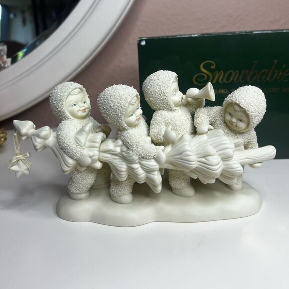 Snowbabies Hi-Ho Hi-Ho to Frolic Land We Go - Picture 2 of 16